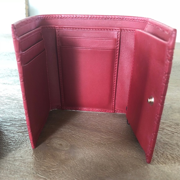 Gucci Guggissima soft wallet/Margaux color: Rosso - Picture 2 of 5